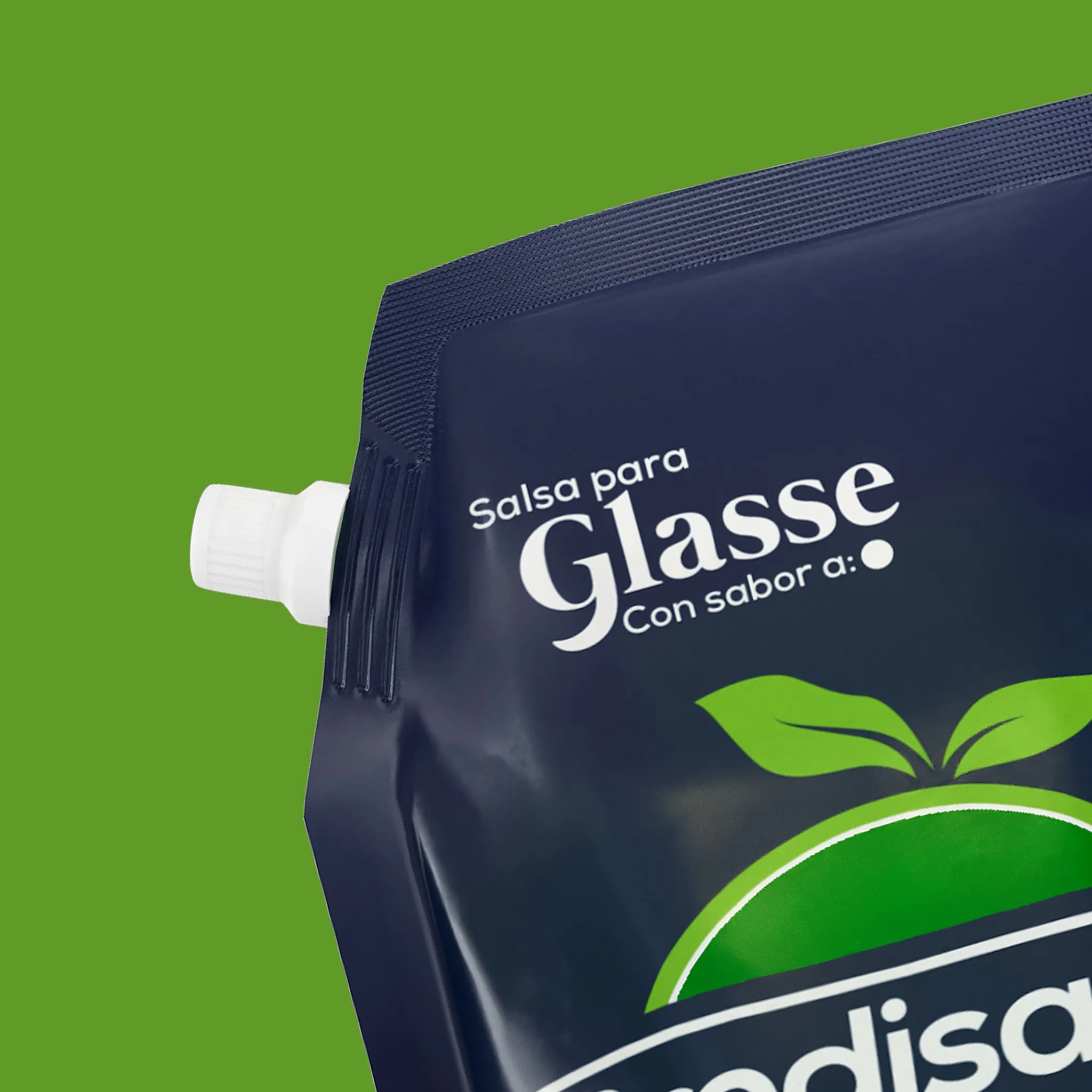 Liquid product render with a fluid splash detail
